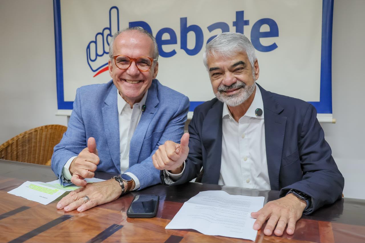Humberto Costa recebe apoio de Fernando Dueire e mais de 40 prefeitos